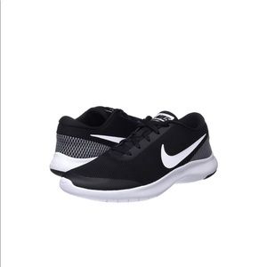 Nike Flex Experience RN 7